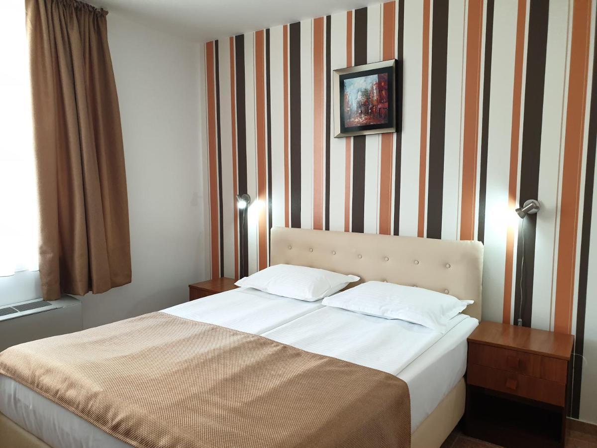 Hotel Ovidiu Mamaia Ngoại thất bức ảnh